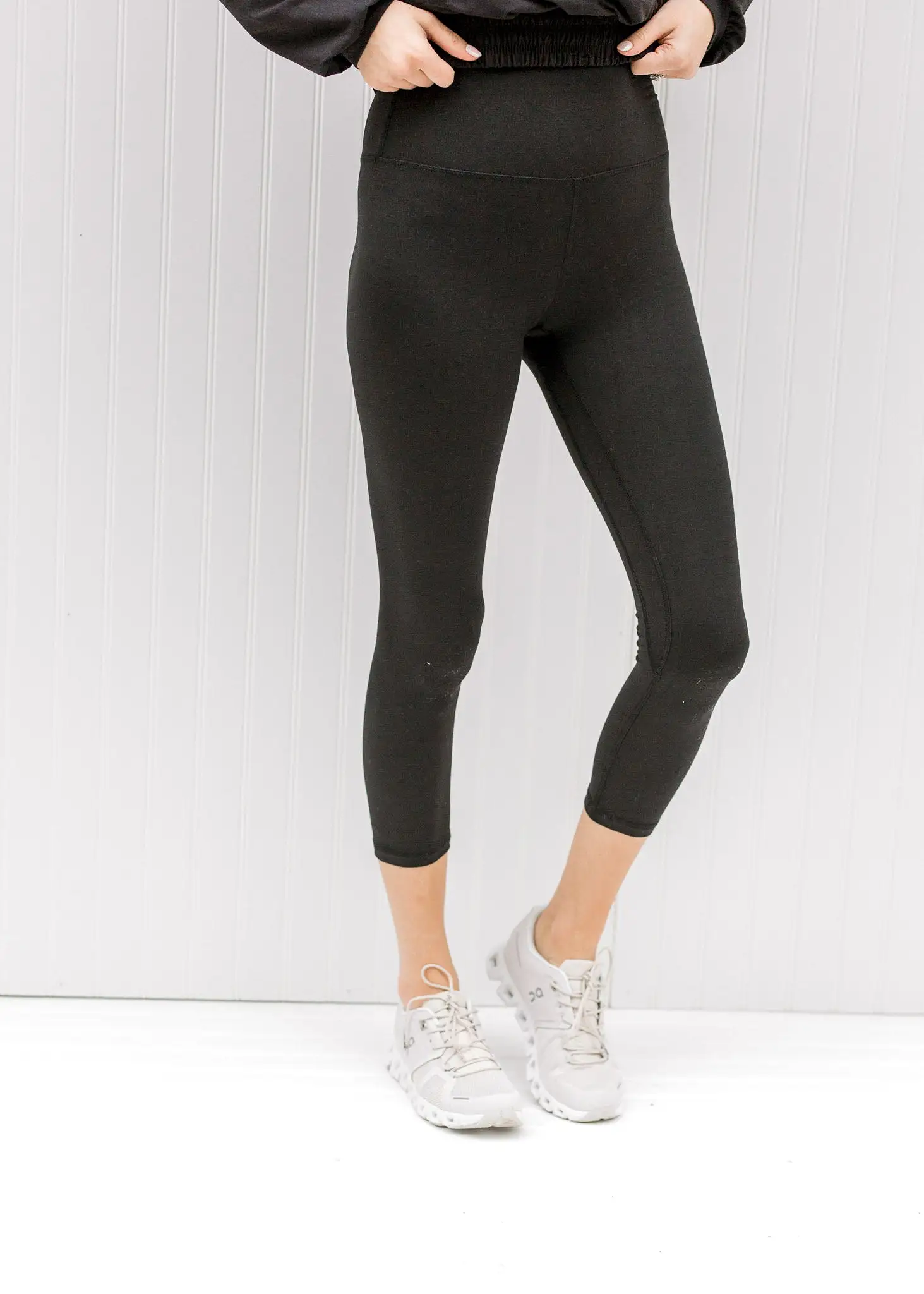 Black Capri Two Line Yoga Pants