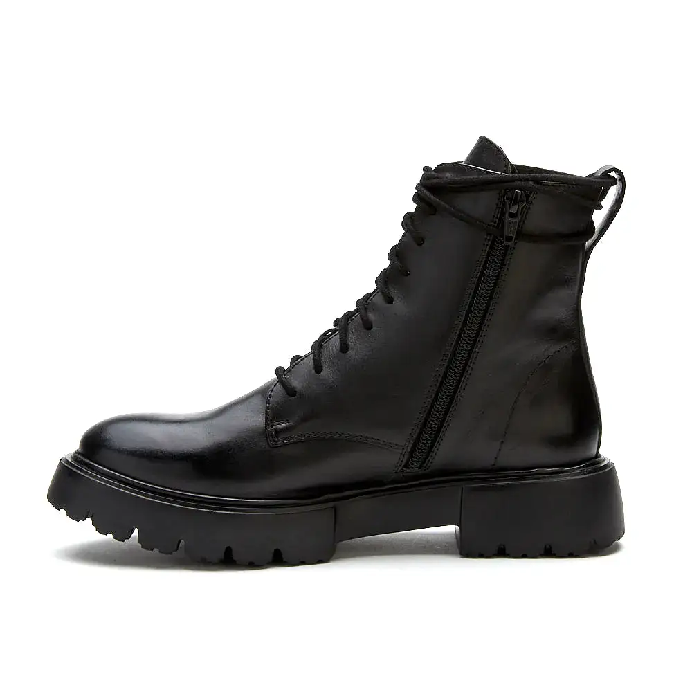 Conor Boots