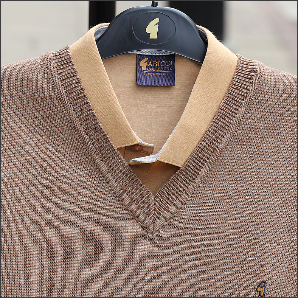 Gabicci K01 Camel V Neck*