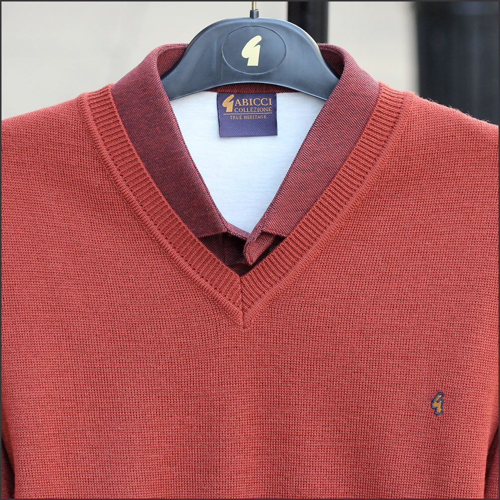 Gabicci K01 Rust V Neck*