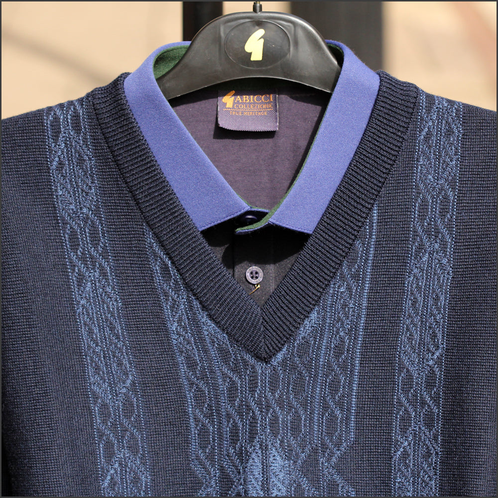 Gabicci M04 Navy Patterned  V Neck>