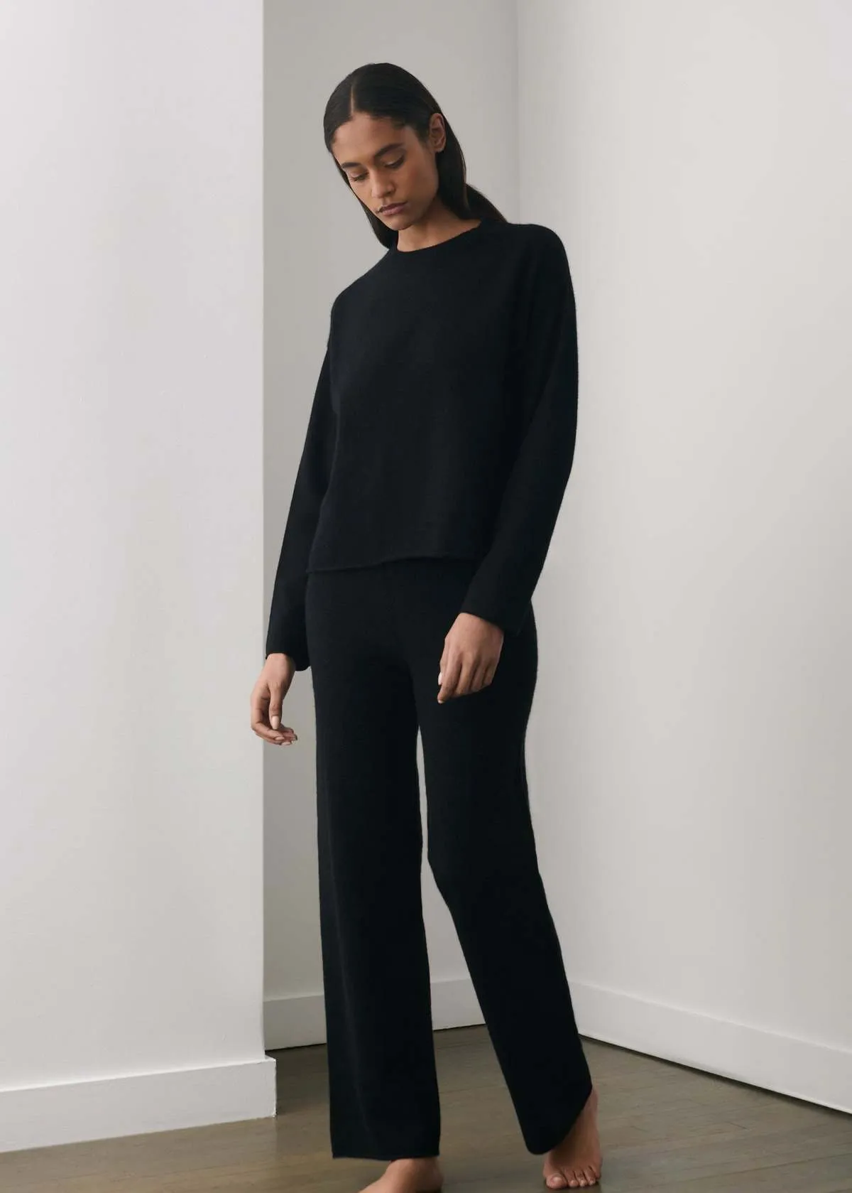 Pyper Cashmere Pullover Sweater - Black