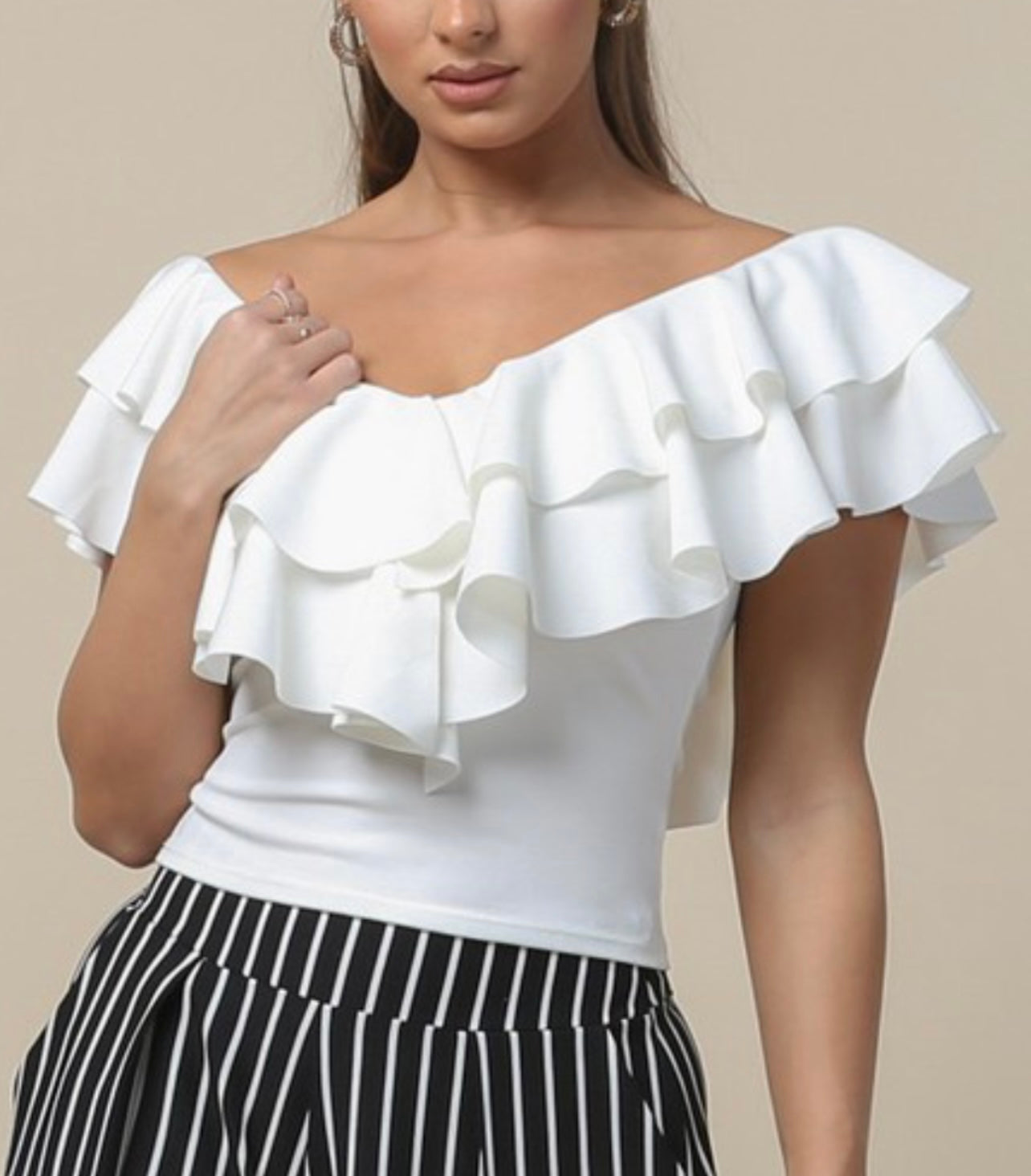 V neck ruffle top - white